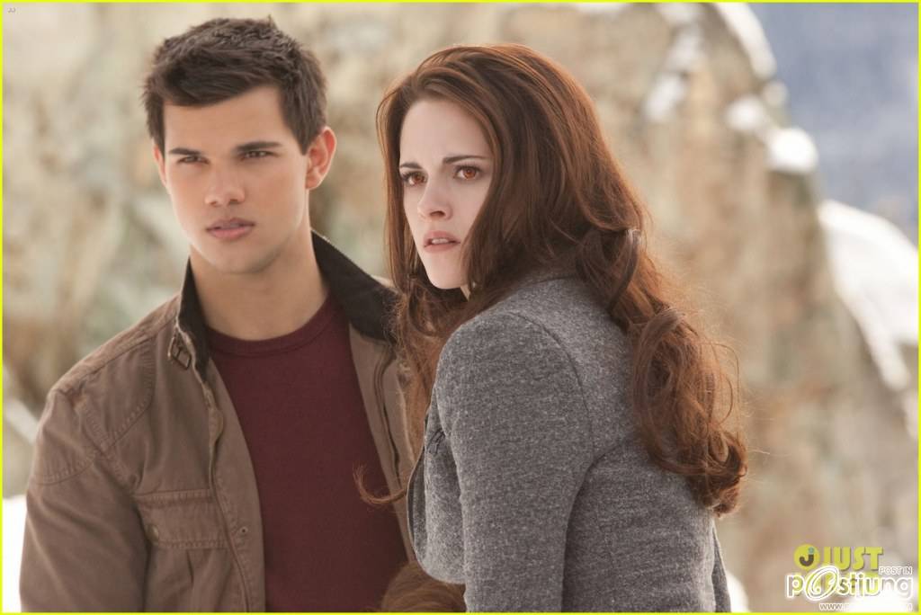 Kristen Stewart & Robert Pattinson: 'Twilight Saga: Breaking Dawn - Part 2' Final Poster Revealed!