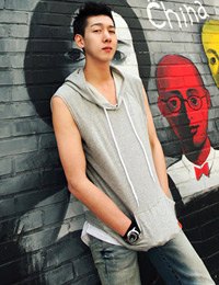 แฟชั่น เสื้อกล้าม คลายร้อน ของหนุ่มๆ