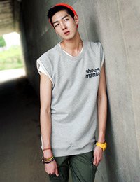 แฟชั่น เสื้อกล้าม คลายร้อน ของหนุ่มๆ