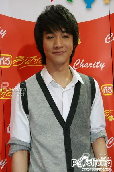 ริท หน้าบาน แฟนคลับตบทอง 10 บาท หลังเรียนได้ A !!