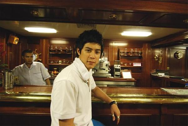 กาย รัชชานนท์