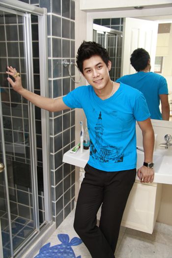 กาย รัชชานนท์
