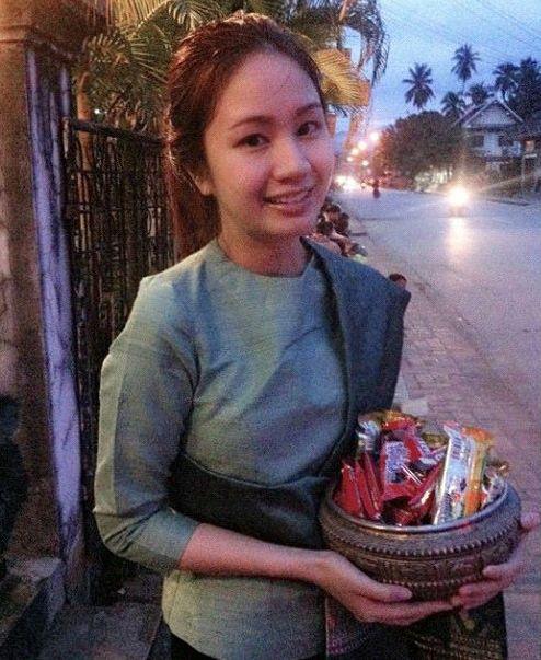 สาวลาว #4