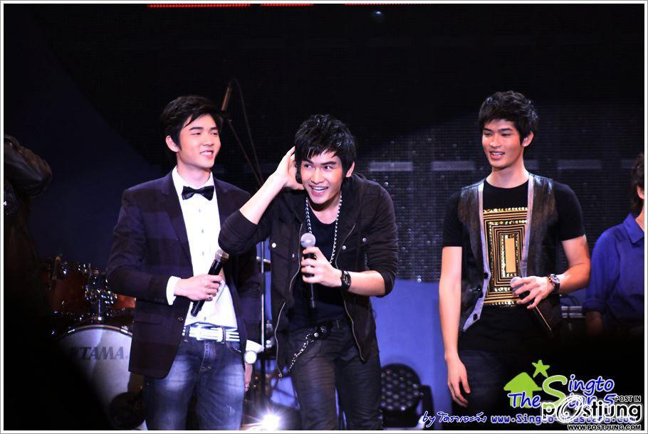 สิงโต เดอะสตาร์