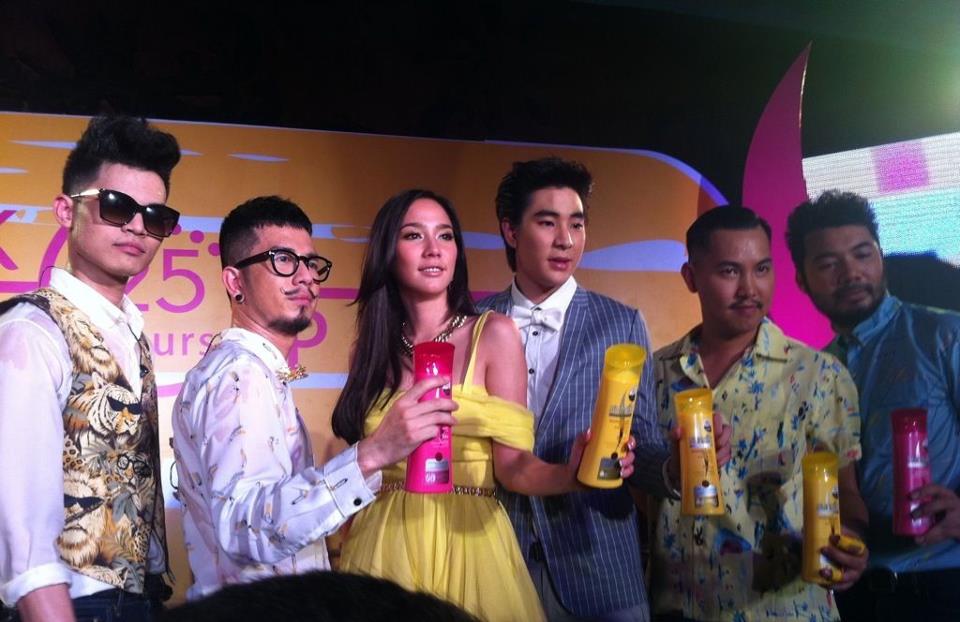 อั้มน่ารักจัง...หน้าใสมาก