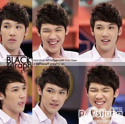 แกงส้ม ชุดนักเรียน