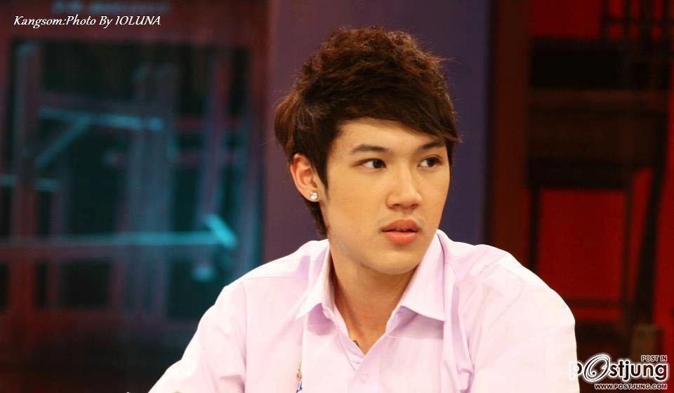 แกงส้ม ชุดนักเรียน