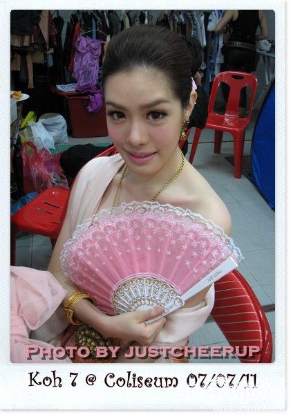 พี่เกรซ ในชุดไทยค่ะ