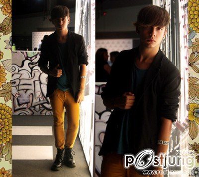 แฟชั่นสุดเท่จาก lookbook 01