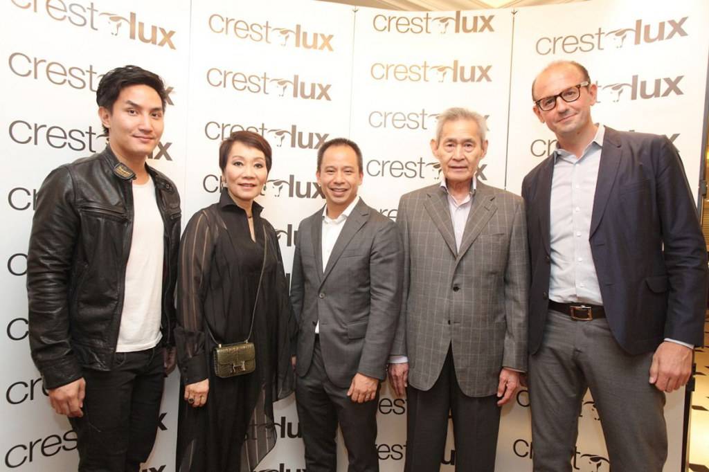 เซเล็บล้นงาน เปิดตัวแบรนด์เครื่องหนังไฮโซ CrestLux