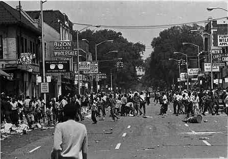 ดีทรอยต์ Motor City 2 - 1967 Race Riots สาเหตุแห่งการล้มสลาย