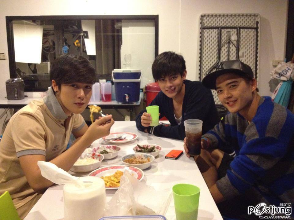 อัพเดท รูปภาพของสามหนุ่ม Rookie BB