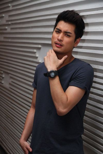 ปั้นจั่น ถอดไม่ถอดก็หล่ออยู่ดี
