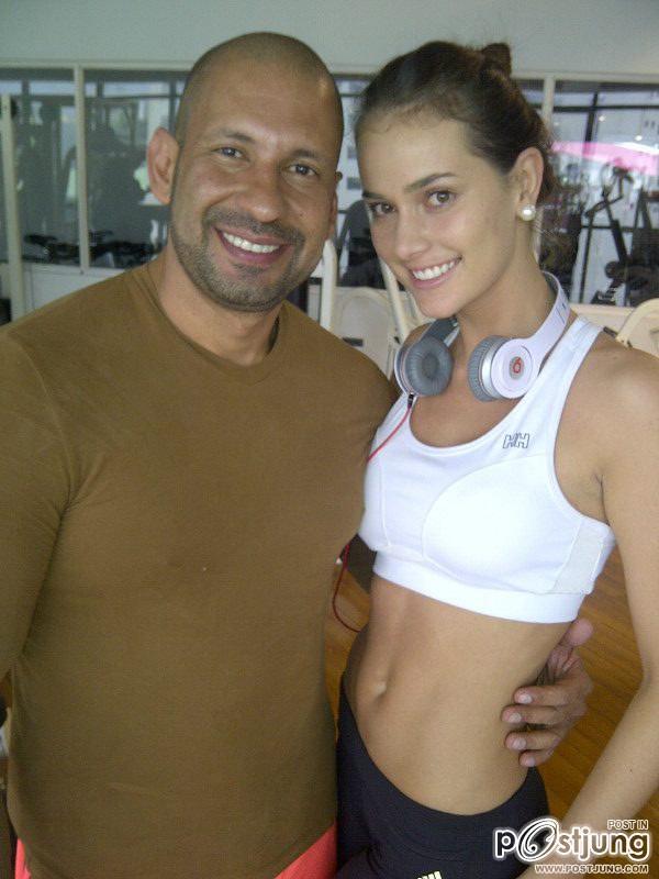 Miss Venezuela 2012 เตรียมความพร้อมไป Miss Universe
