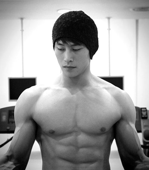 คนรักหนุ่มเซ็กซี่ 438