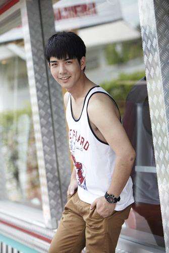 โจ หนุ่มหล่อคลีโอ2012