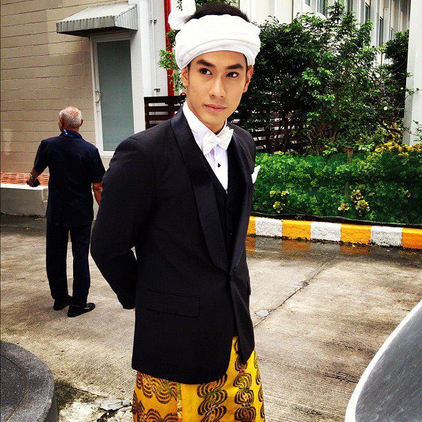 Om Akapan อ๋อม-อรรคพันธ์ นะมาตร์
