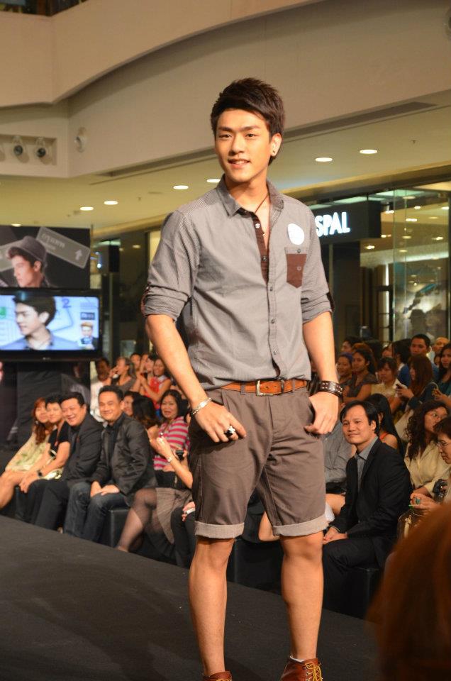เก็บตกจากหนุ่มๆเสื้อผ้าน่าใส่ทั้งนั้น