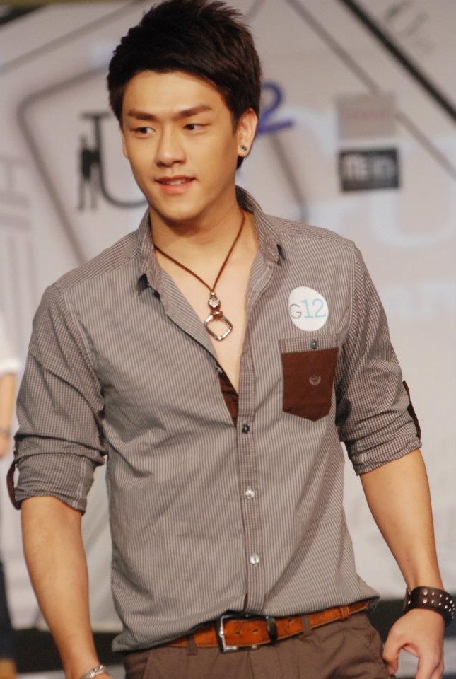 เก็บตกจากหนุ่มๆเสื้อผ้าน่าใส่ทั้งนั้น