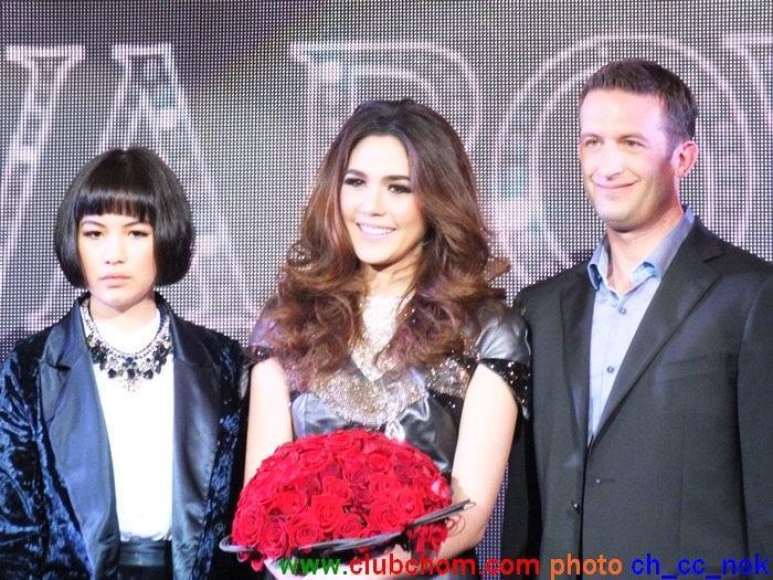 ชมพู่ อารยา ในงาน Swarovski "Kingdom of Jewels"