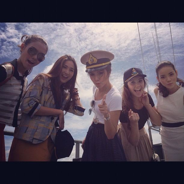 5 สาว The Sixth Sense สื่อรักสัมผัสหัวใจ