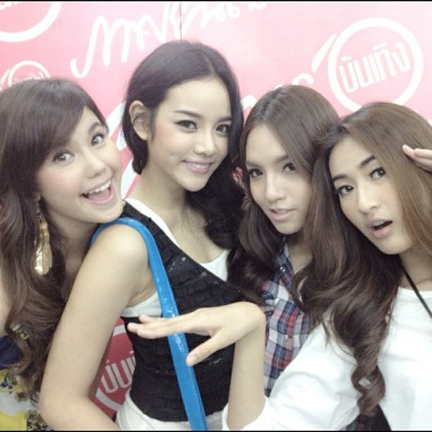 5 สาว The Sixth Sense สื่อรักสัมผัสหัวใจ