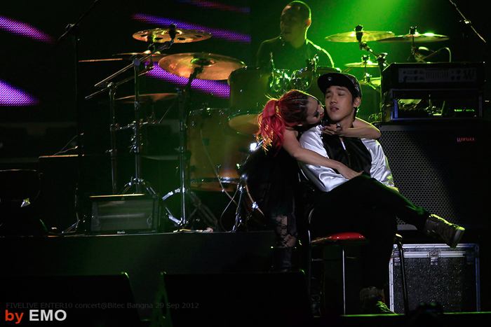 แกงส้ม  แซ่บเว่อ @คอนเสิร์ต 10ปี 5live