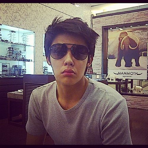 'หมาก' หล่อ