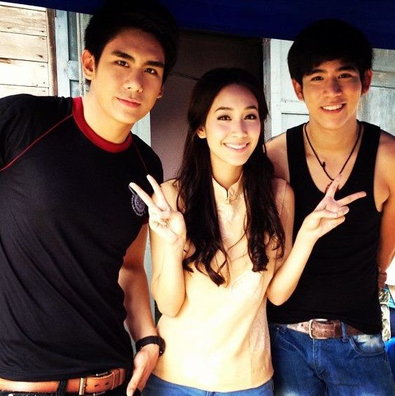 เลือกไม่ถูกอะ
