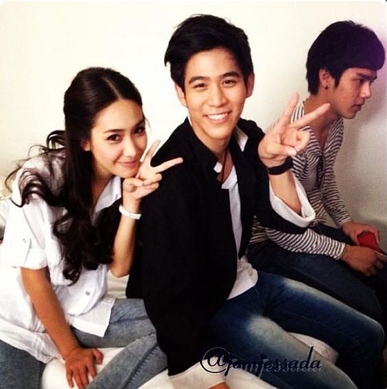 สอง สอง เป็น สี่