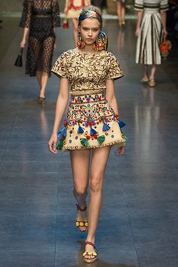 แด่สาวๆ Dolce & Gabbana