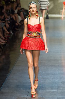 แด่สาวๆ Dolce & Gabbana