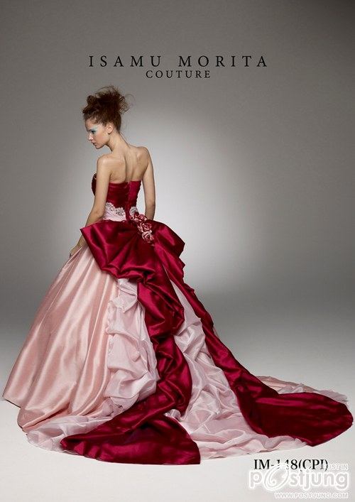 ใส่เดรสสวยๆ