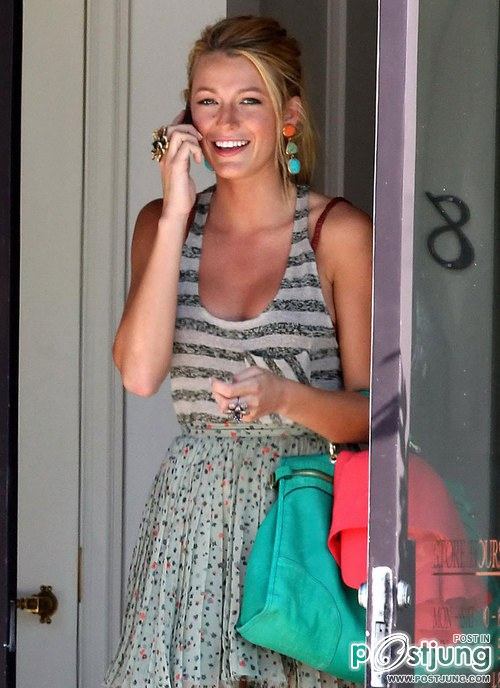 คนรักดาราสาวสวย 001 - Blake Lively