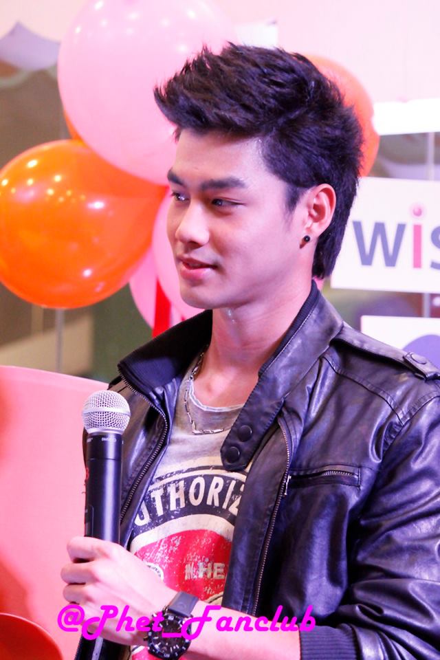 เพ็ชร ธกฤต หล่อเวอร์>>>