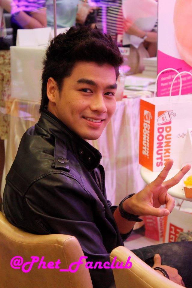 เพ็ชร ธกฤต หล่อเวอร์>>>
