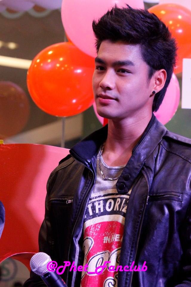 เพ็ชร ธกฤต หล่อเวอร์>>>