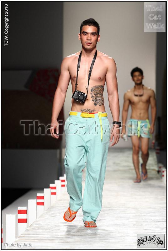 บรรดานายแบบ จาก 27 Nov. Elle Fashion Week