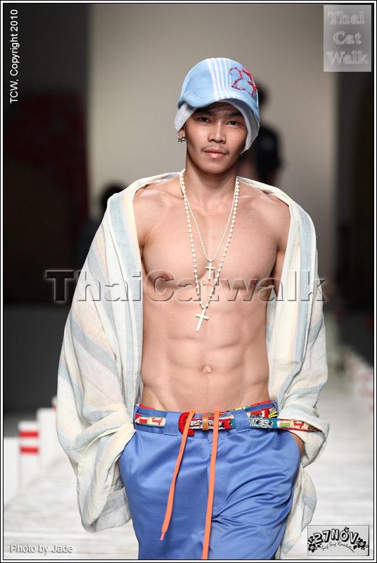 บรรดานายแบบ จาก 27 Nov. Elle Fashion Week
