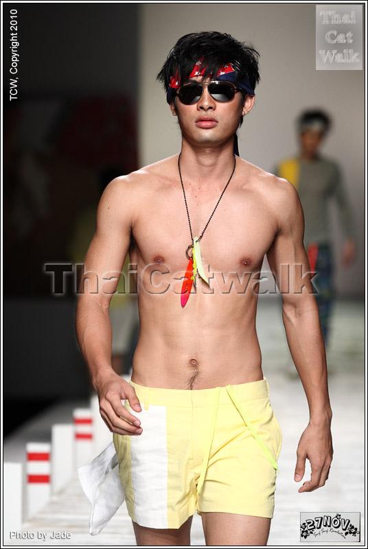 บรรดานายแบบ จาก 27 Nov. Elle Fashion Week