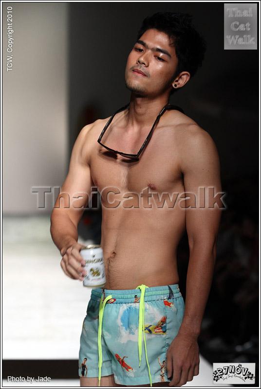 บรรดานายแบบ จาก 27 Nov. Elle Fashion Week