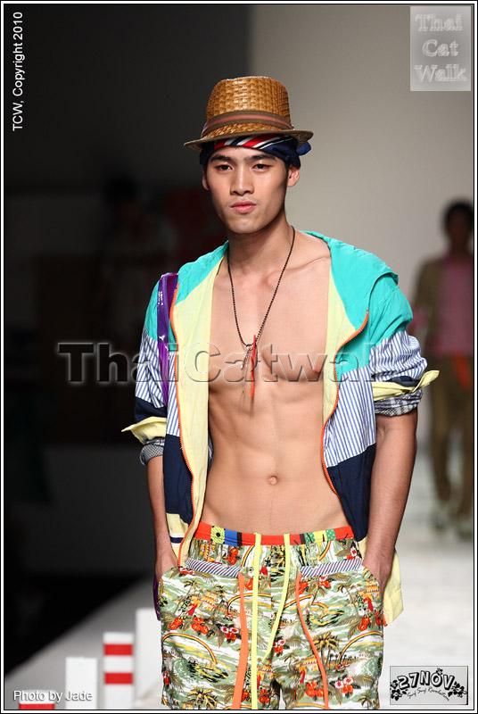 บรรดานายแบบ จาก 27 Nov. Elle Fashion Week