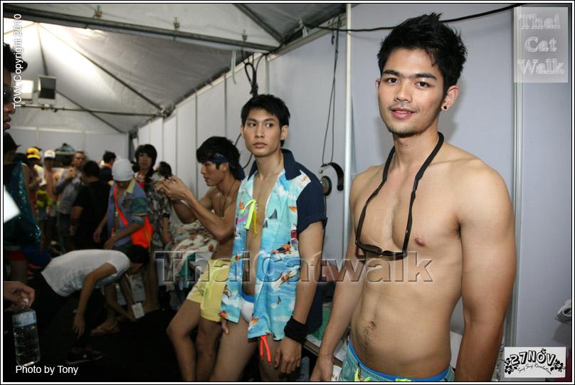 บรรดานายแบบ จาก 27 Nov. Elle Fashion Week