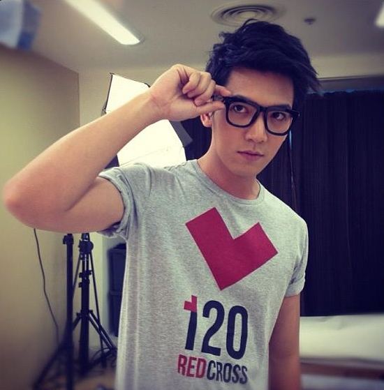 เฟิร์ส เอกพงษ์อินสตาแกรม