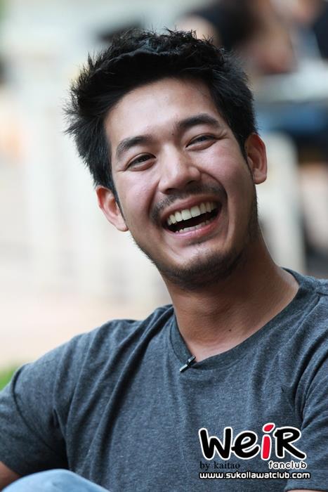 รอยยิ้มของหนุ่มเวียร์...