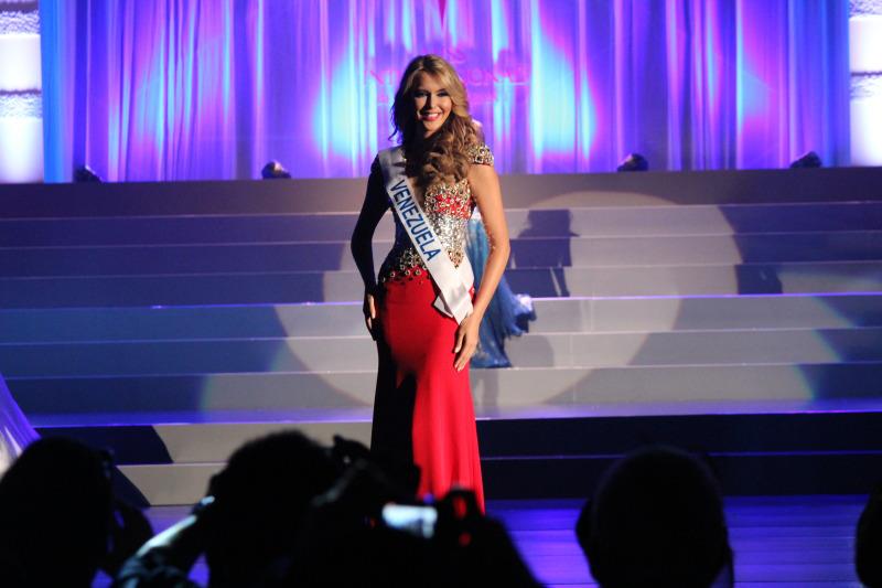 ส่งท้ายกับ Miss Venezuela International 2012