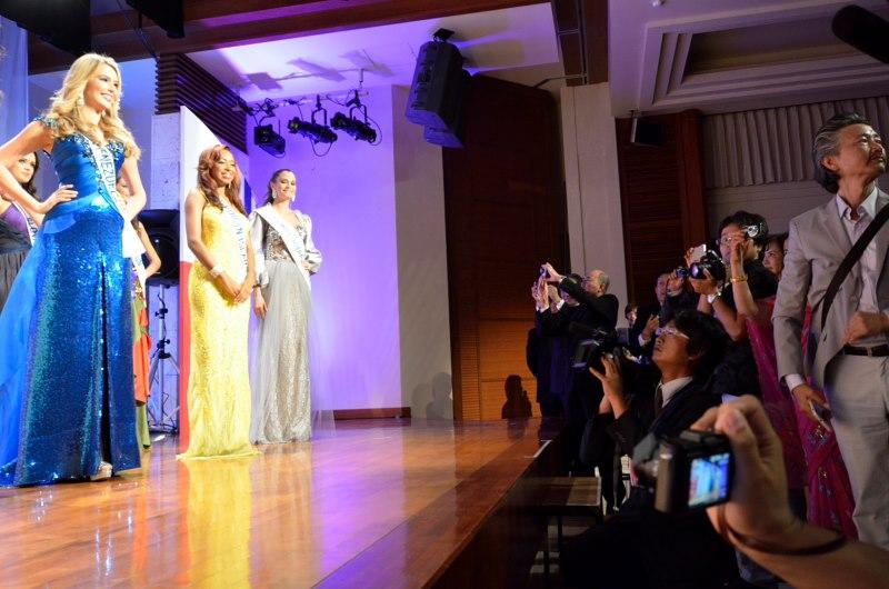 ส่งท้ายกับ Miss Venezuela International 2012
