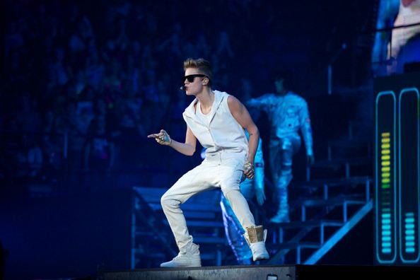 Justin Bieber performs at Target Center on October 20, 2012 in Minneapolis, Minnesota