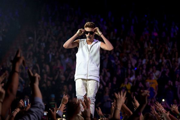 Justin Bieber performs at Target Center on October 20, 2012 in Minneapolis, Minnesota