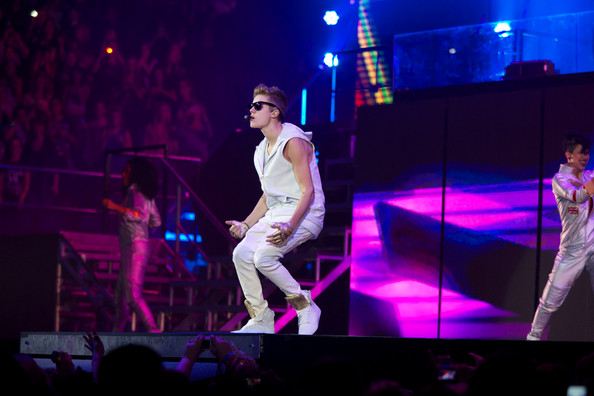 Justin Bieber performs at Target Center on October 20, 2012 in Minneapolis, Minnesota